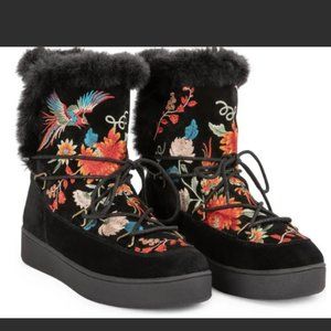 Johnny Was Freya Embroidered Bootie Boots size 8